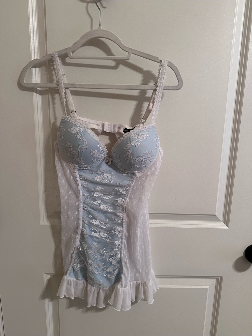Women's Light Blue & White Lace Chemise Nightgown